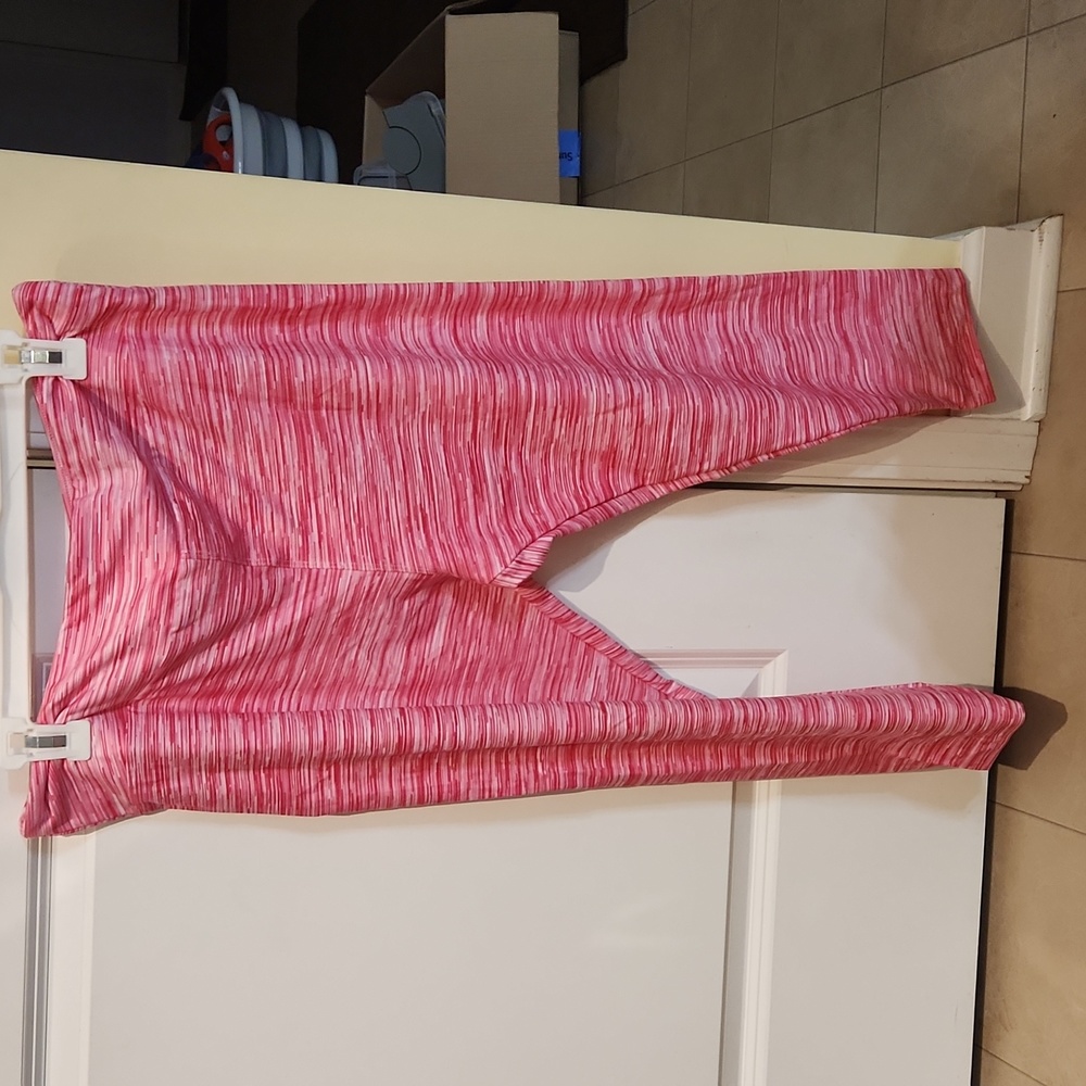 Charlie's project Capri leggings